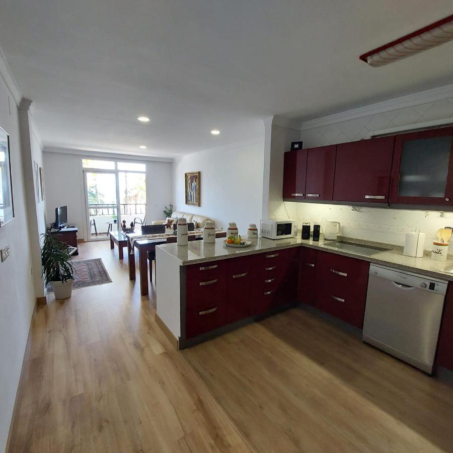 Apartamento Frente A La Playa Piso 2 에스테포나 외부 사진